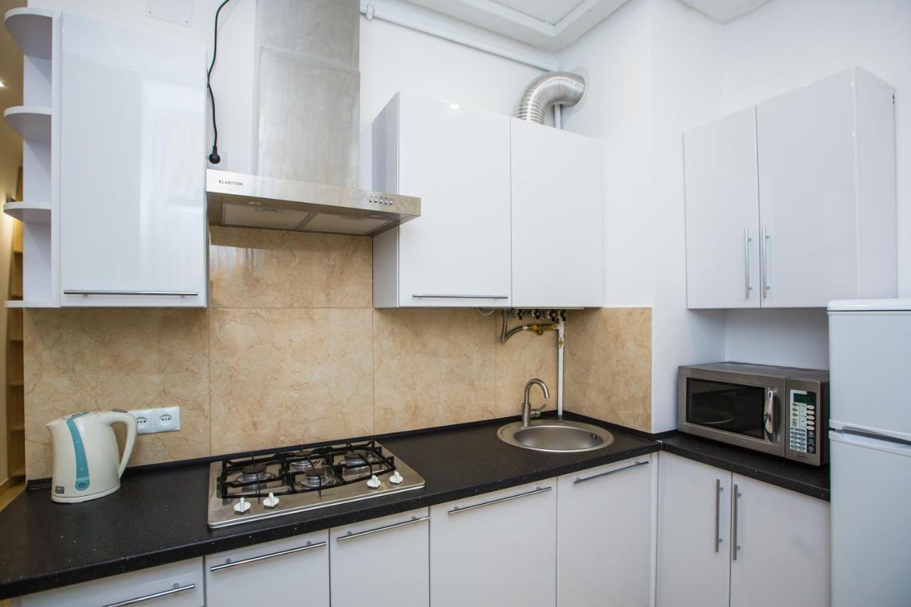 Avangard Kulisha 6B Apart Lviv Ngoại thất bức ảnh